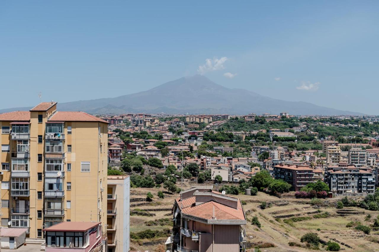 Etna View Superior Flat With Terrace And Jacuzzi Appartement Catánia Buitenkant foto