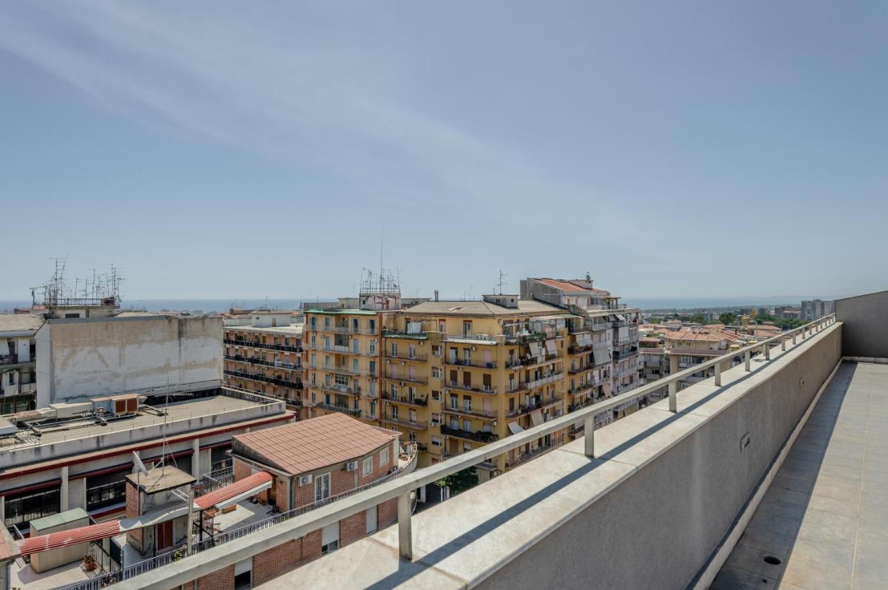 Etna View Superior Flat With Terrace And Jacuzzi Appartement Catánia Buitenkant foto